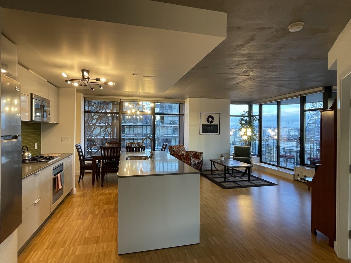 Spacious 2 Bedrooms, 2 Baths + Balcony