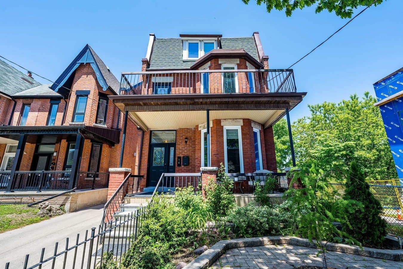 Multi Unit House